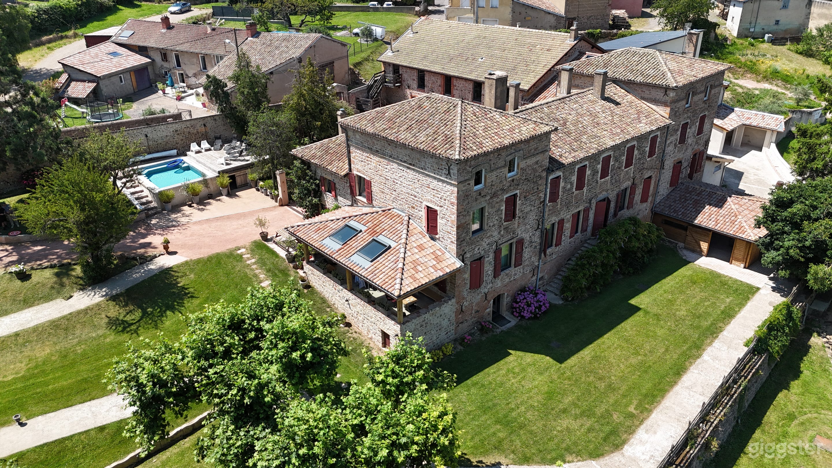 Photo de Sud de la Bourgogne, nombreuses possibilités, beaucoup d'espace 2