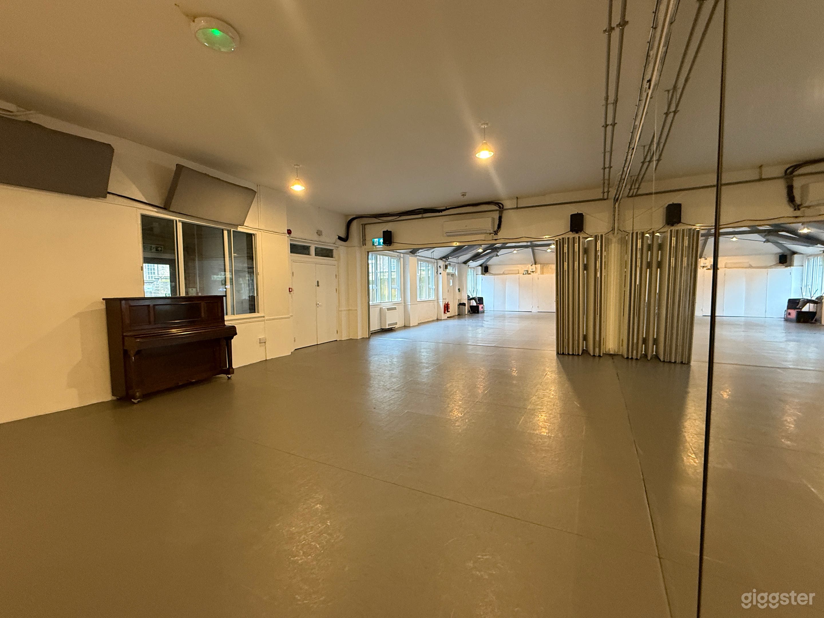 Mirrors, sprung floor, sound system and kitchenette 