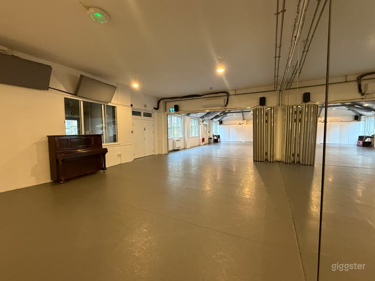  Mirrors, sprung floor, sound system and kitchenette  