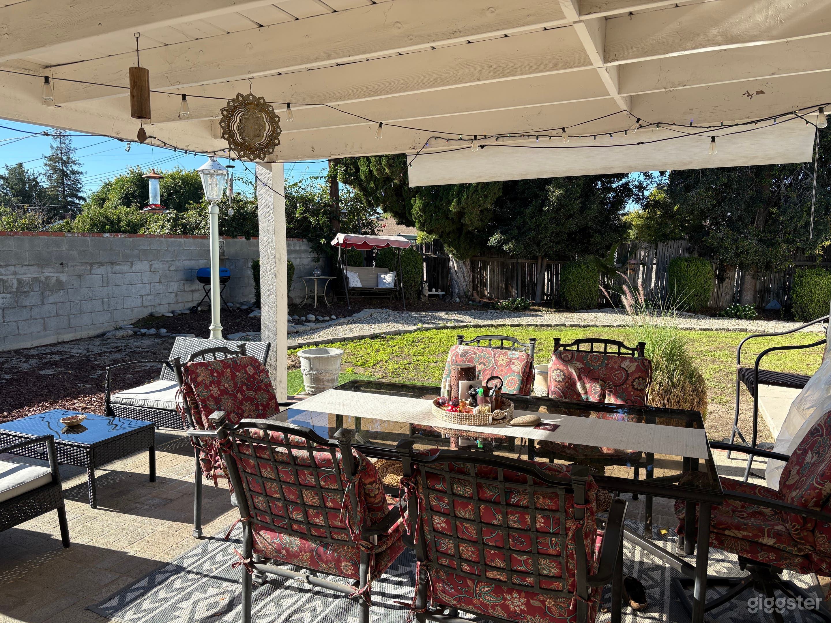 Scenic Winnetka Backyard for Film Photo 1