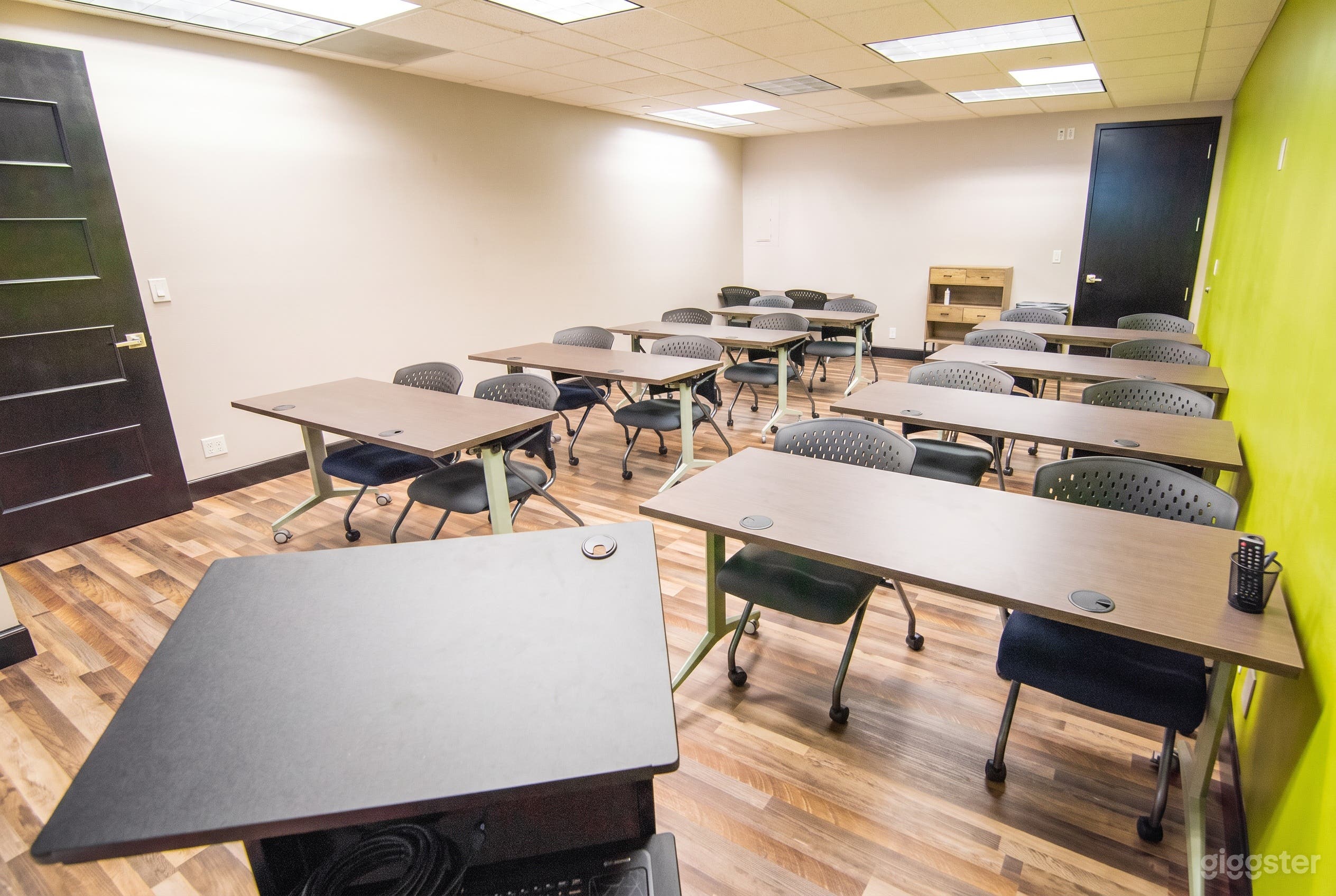 Fully Equipped Training Room Photo 4