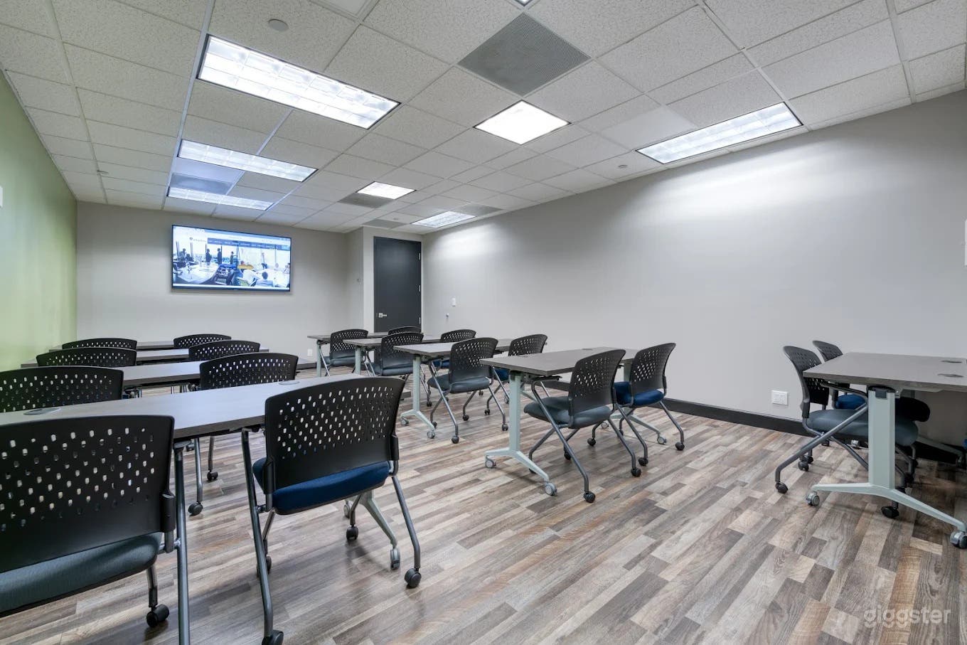 Fully Equipped Training Room Photo 2