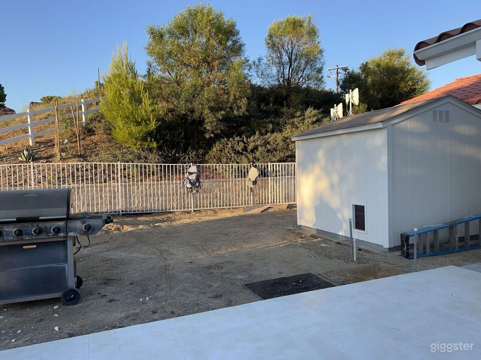 Large Grecian Pool in Santa Clarita Photo 4