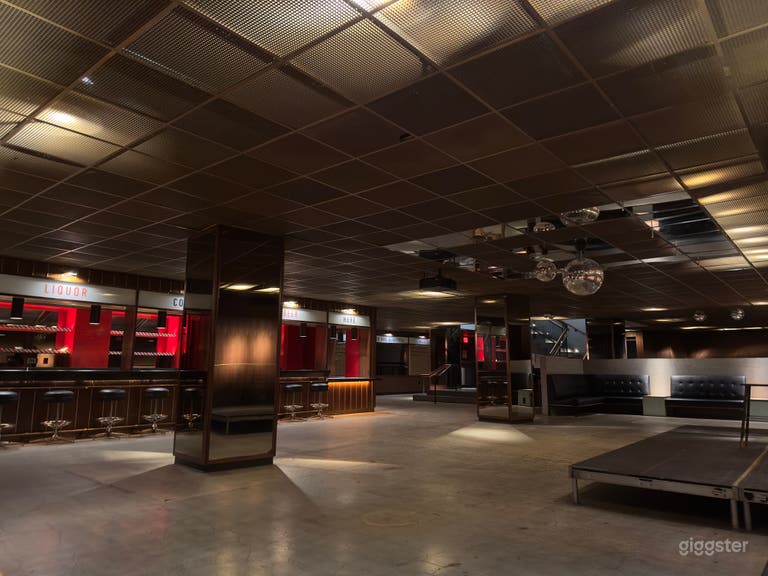  Manhattan's One-Of-A-Kind Speakeasy 