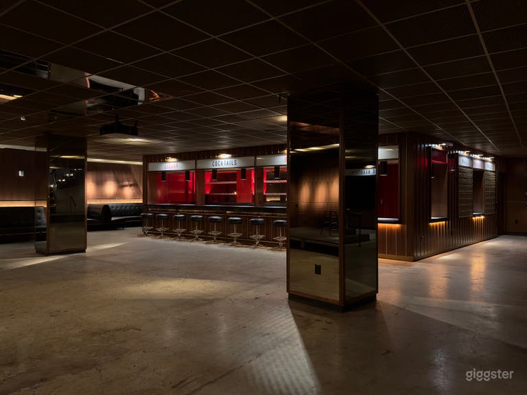  Manhattan's One-Of-A-Kind Speakeasy 