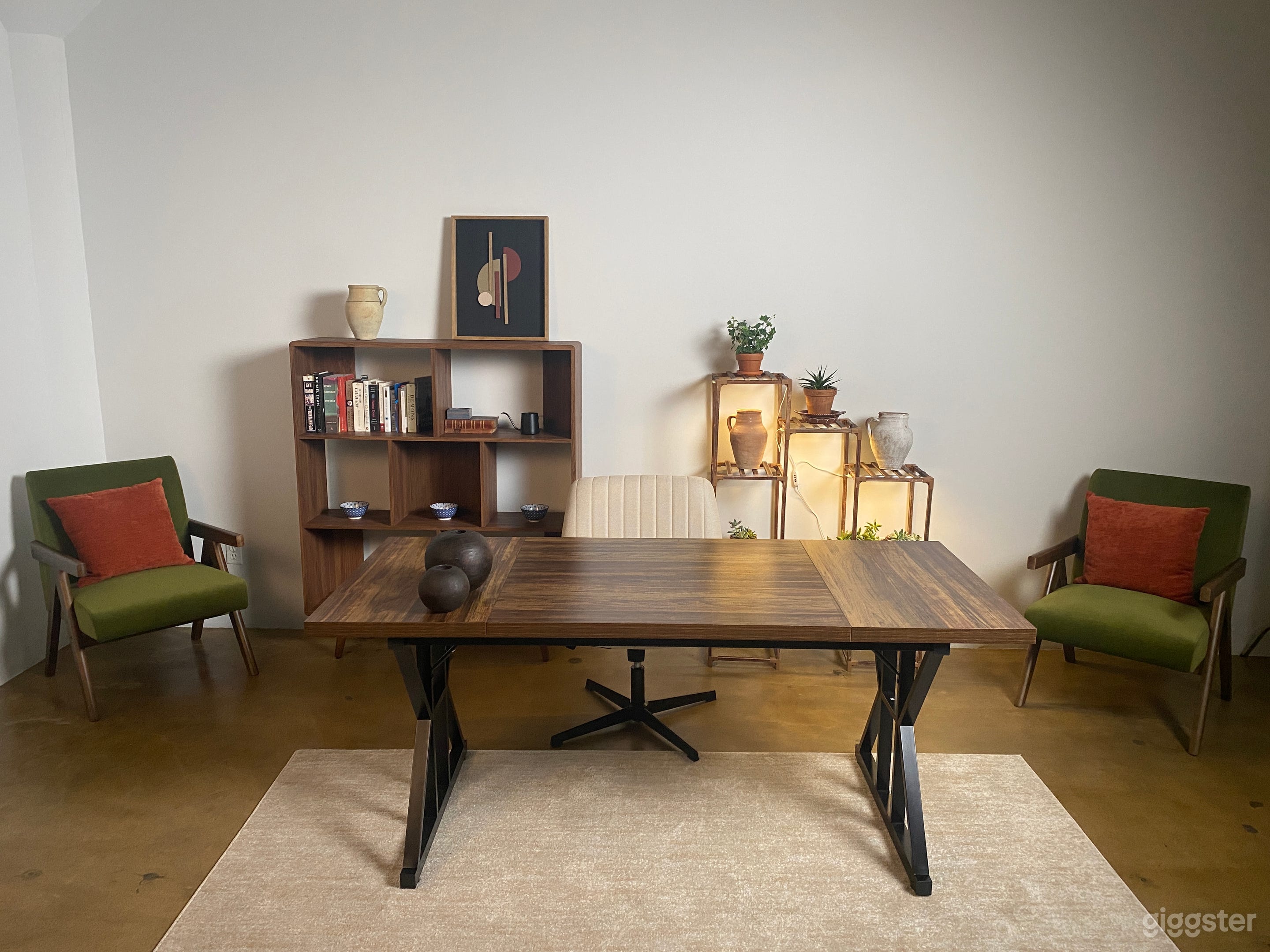 Stylish office setup.