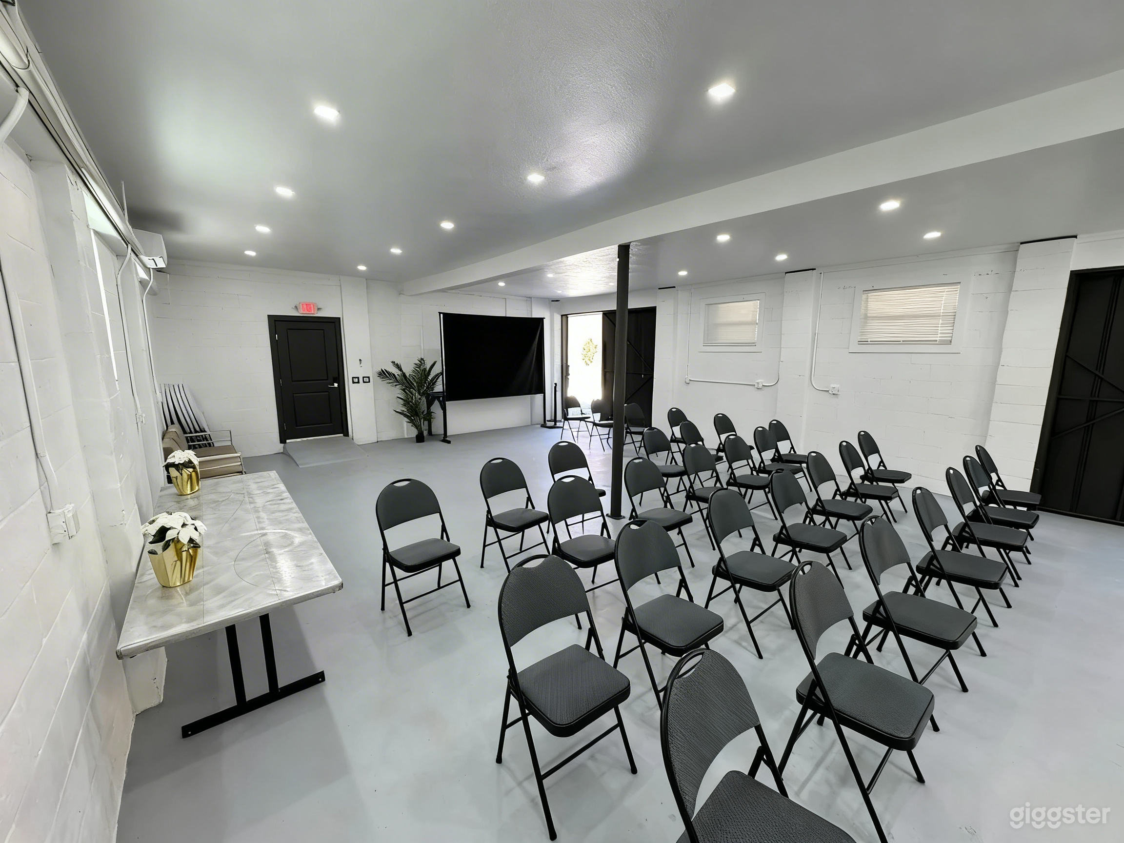 Event Venue in Art Gallery Photo 2