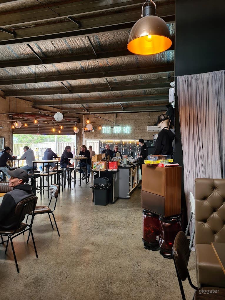  A Tavern w/ 40 Rotating Flavors of Beer 