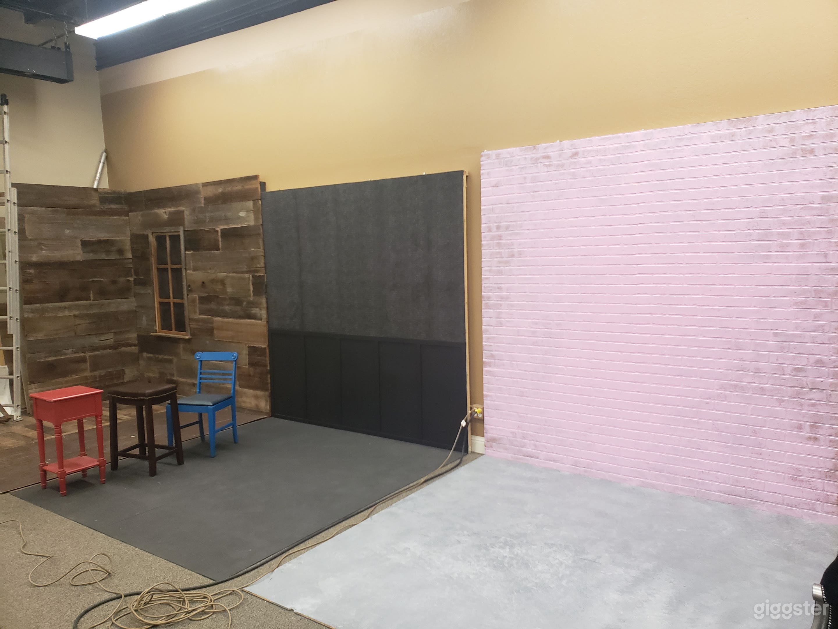 Other Half of the studio featuring 8/8/8' sets. 