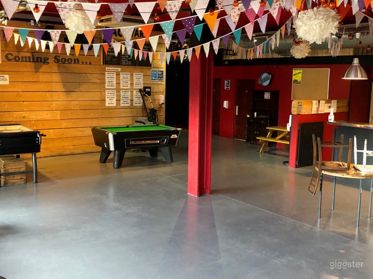  Backyard Comedy Club 
