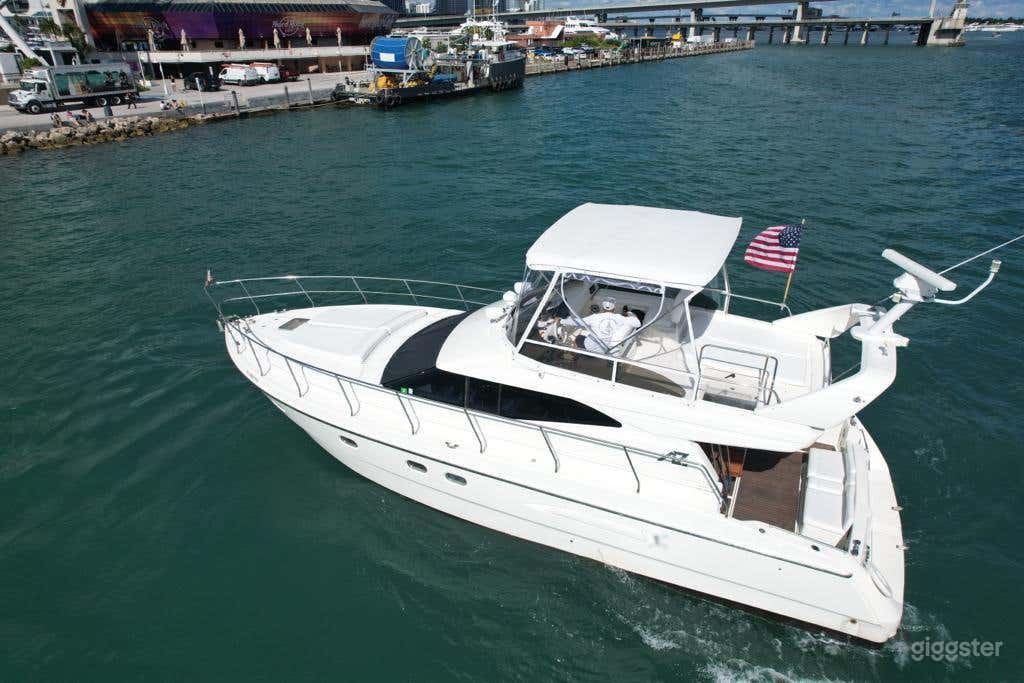50' Azimut Photo 1