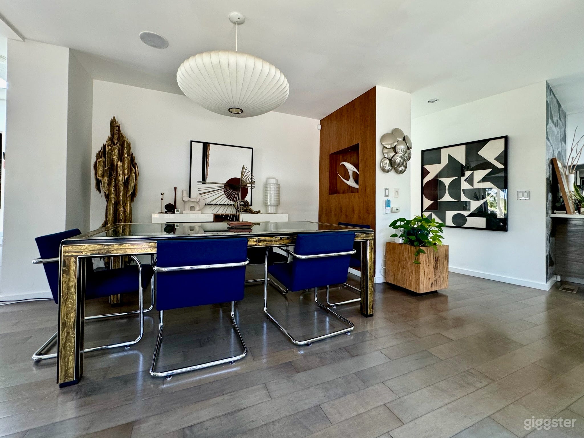 STUNNING MID CENTURY MODERN W/ DOWNTOWN LA VIEW Photo 3