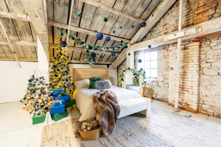  The Bedroom in Hamilton 