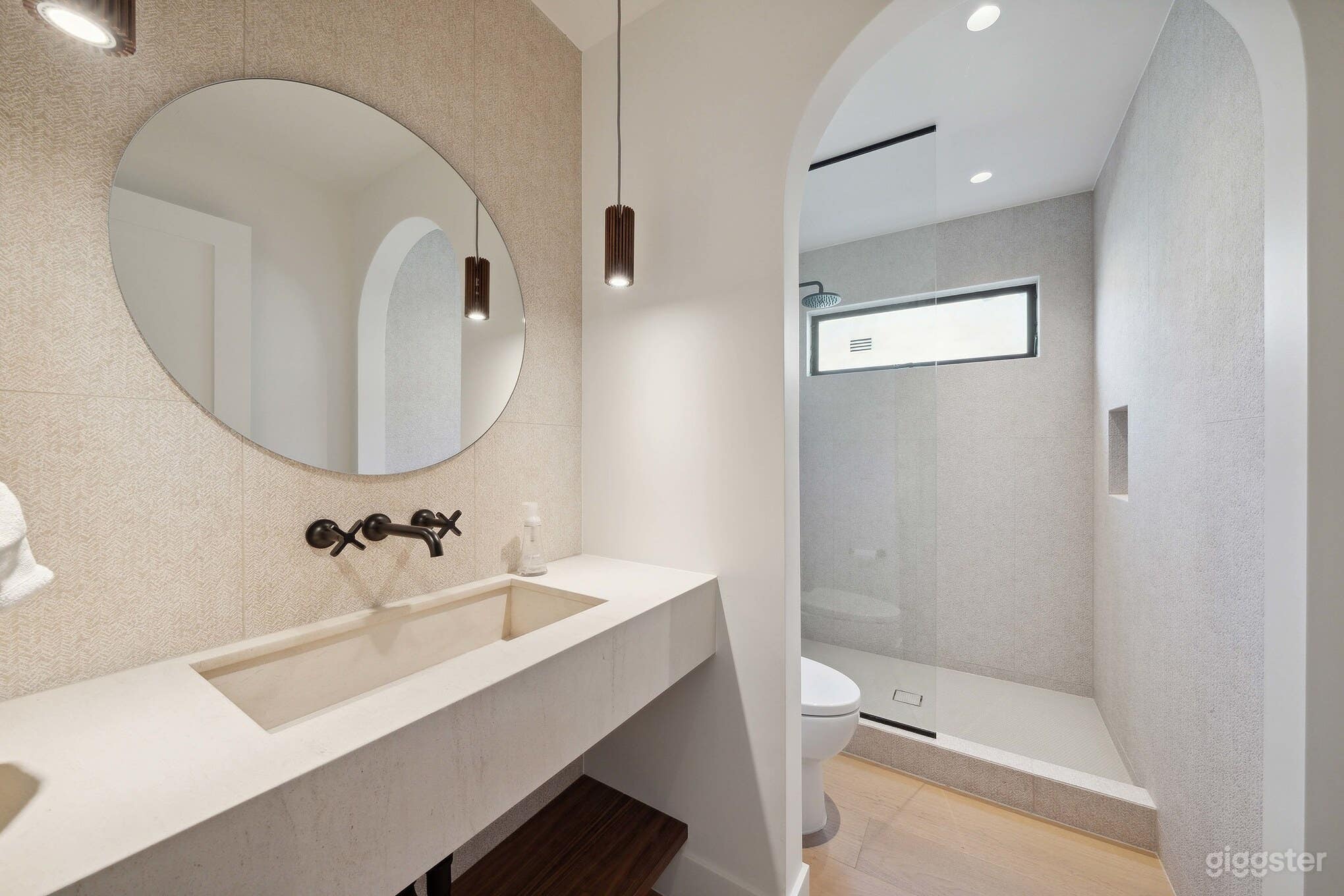 Remodeled Modern Spanish Home in Beverly Grove Photo 4