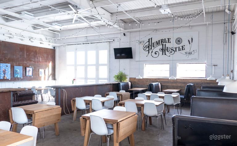  Barrel Suite Main Lounge 