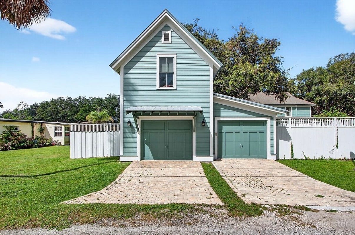 All American Dream House Photo 4