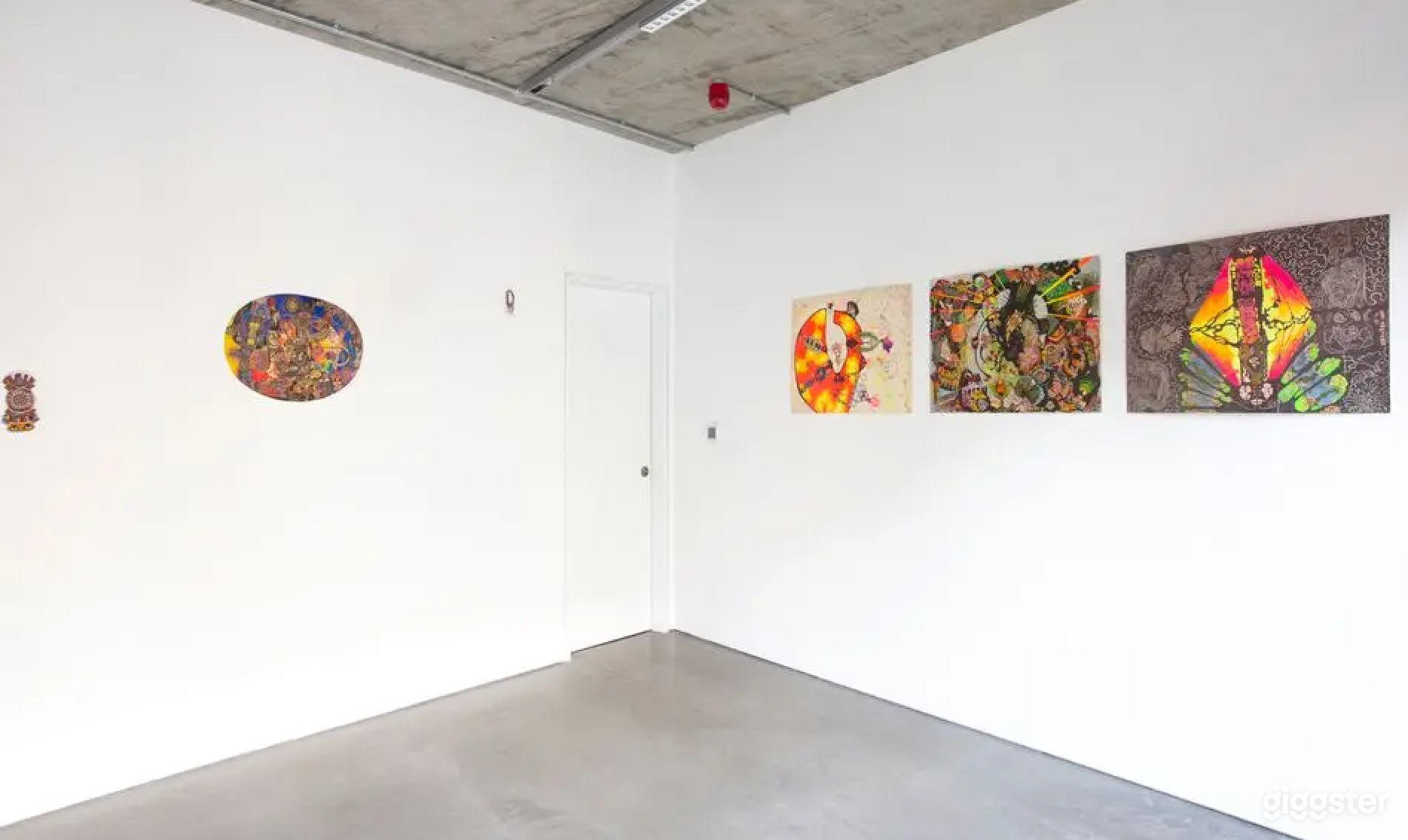 Amazing Art Studio for Photoshoots and Filming Photo 1