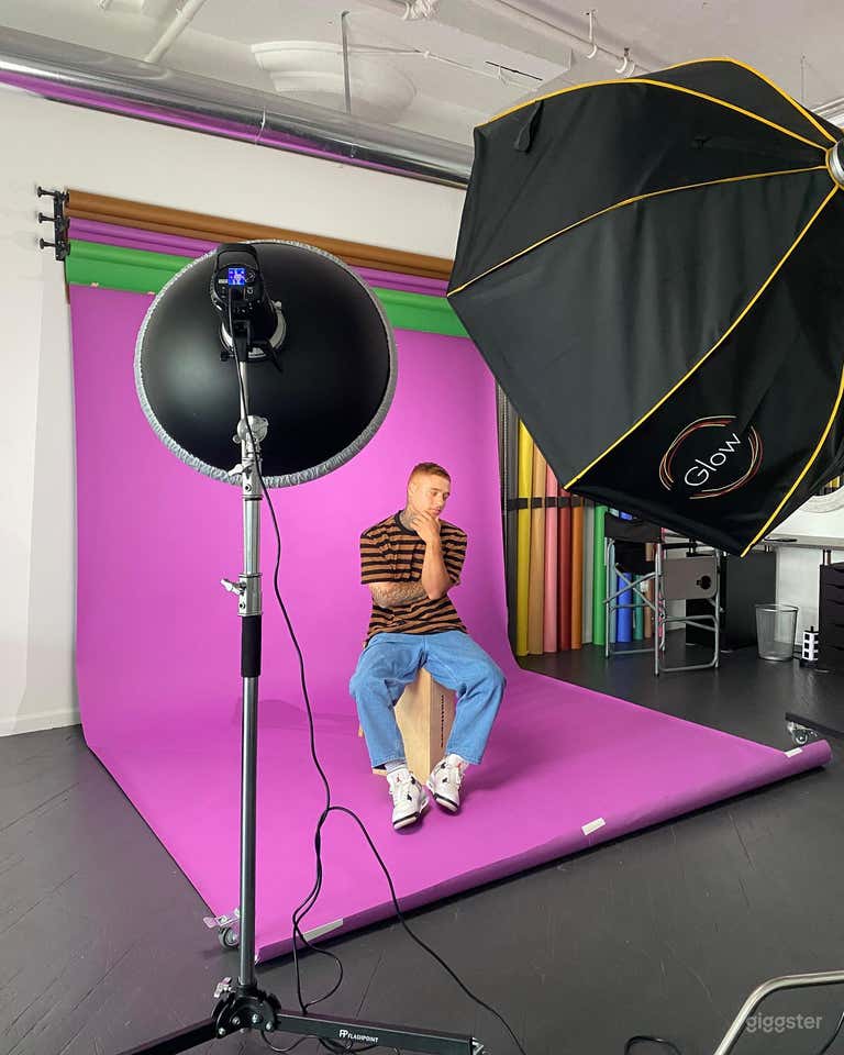  Chic Urban Style Studio  