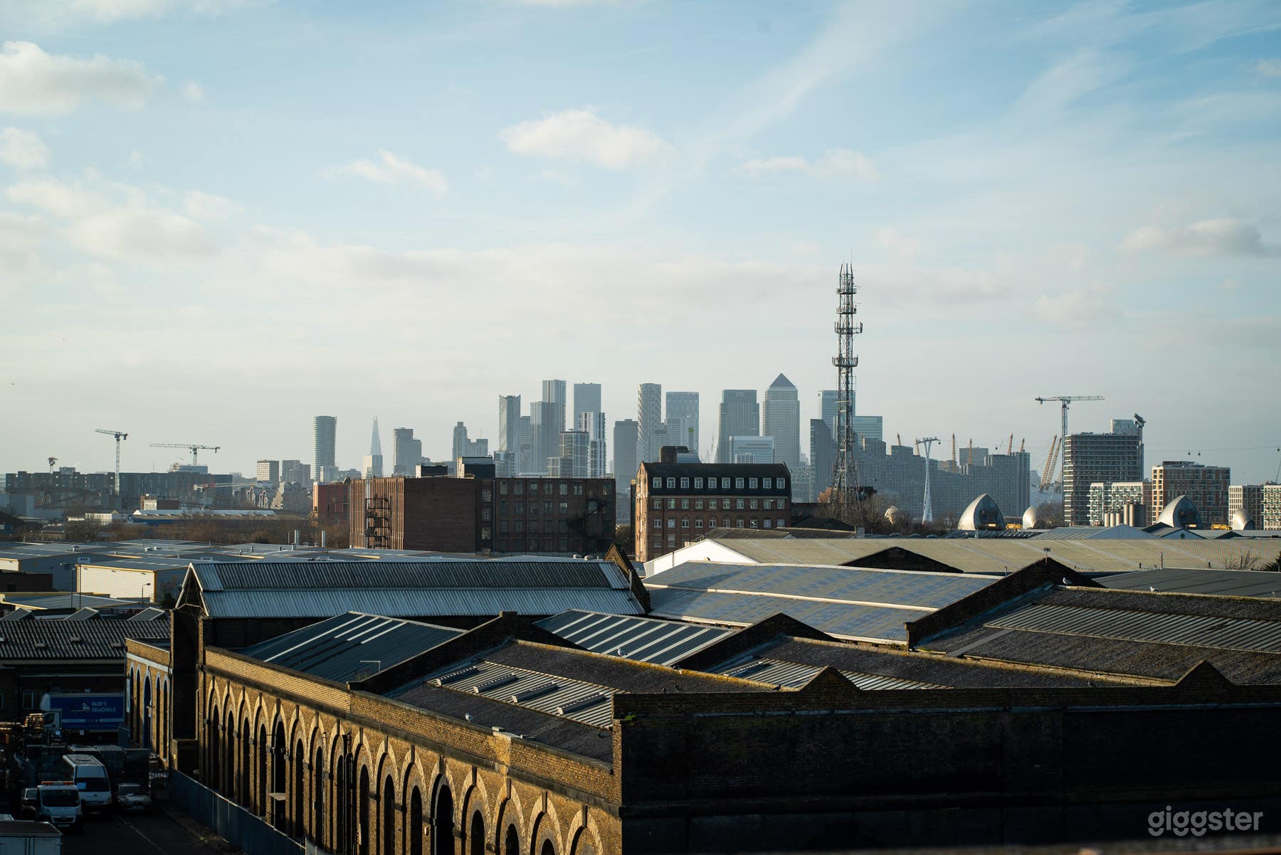 Crixus Studios/ valid Photo 4