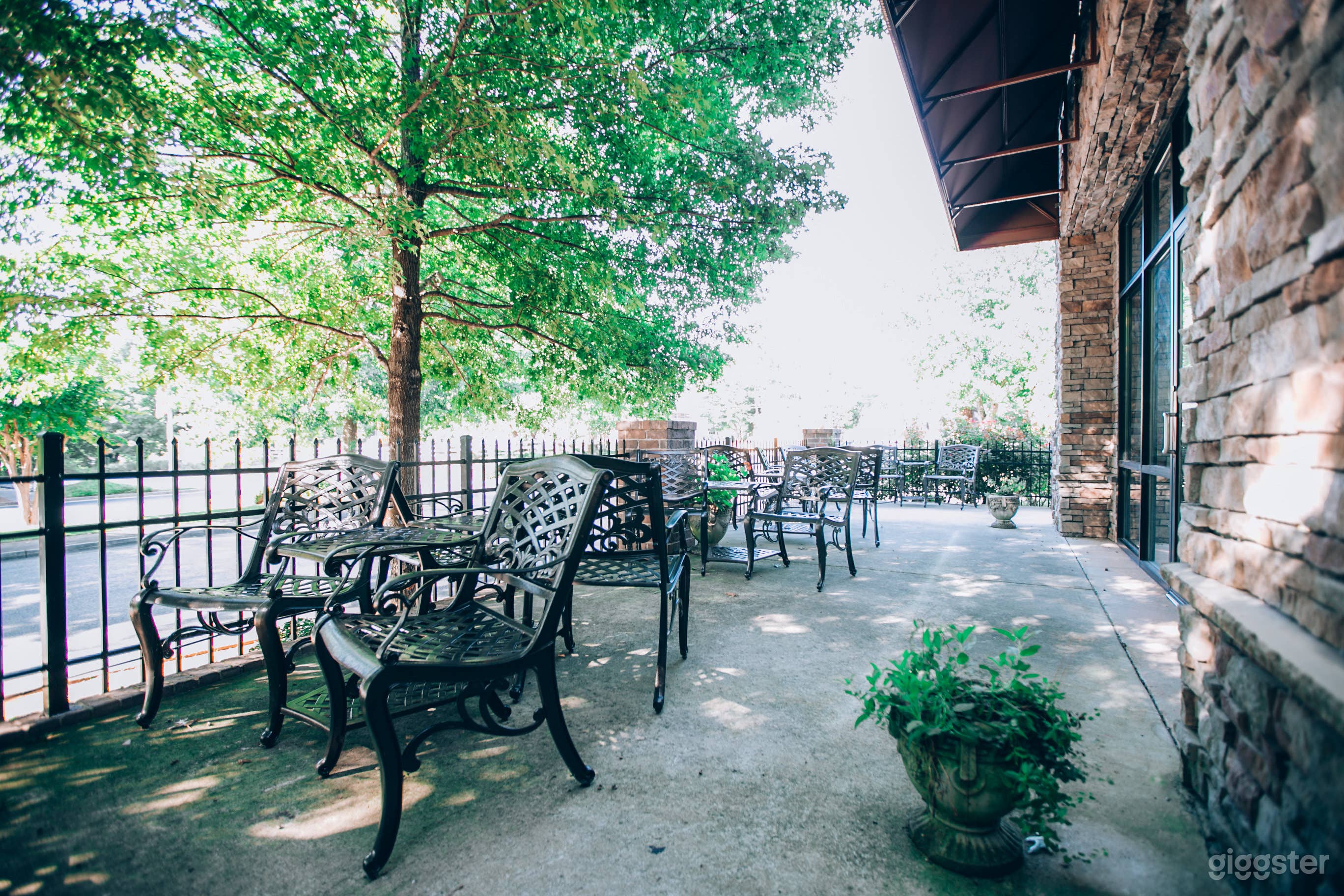 Patio holds up to 20 people 