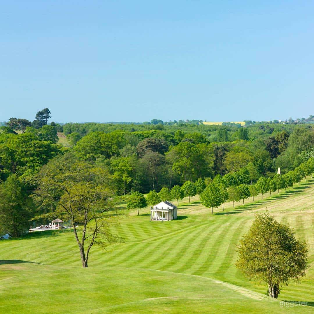 Vast and Idyllic Cheshire countryside Photo 1