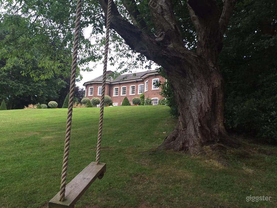 Vast and Idyllic Cheshire countryside Photo 3