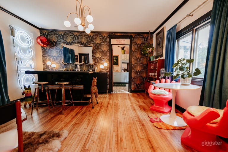  The very moody &amp; Art Deco Bar  