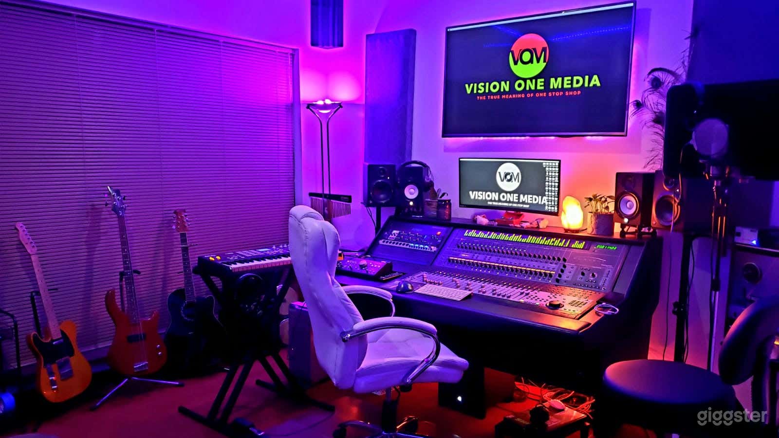 Platinum Room/ recording studio Photo 4