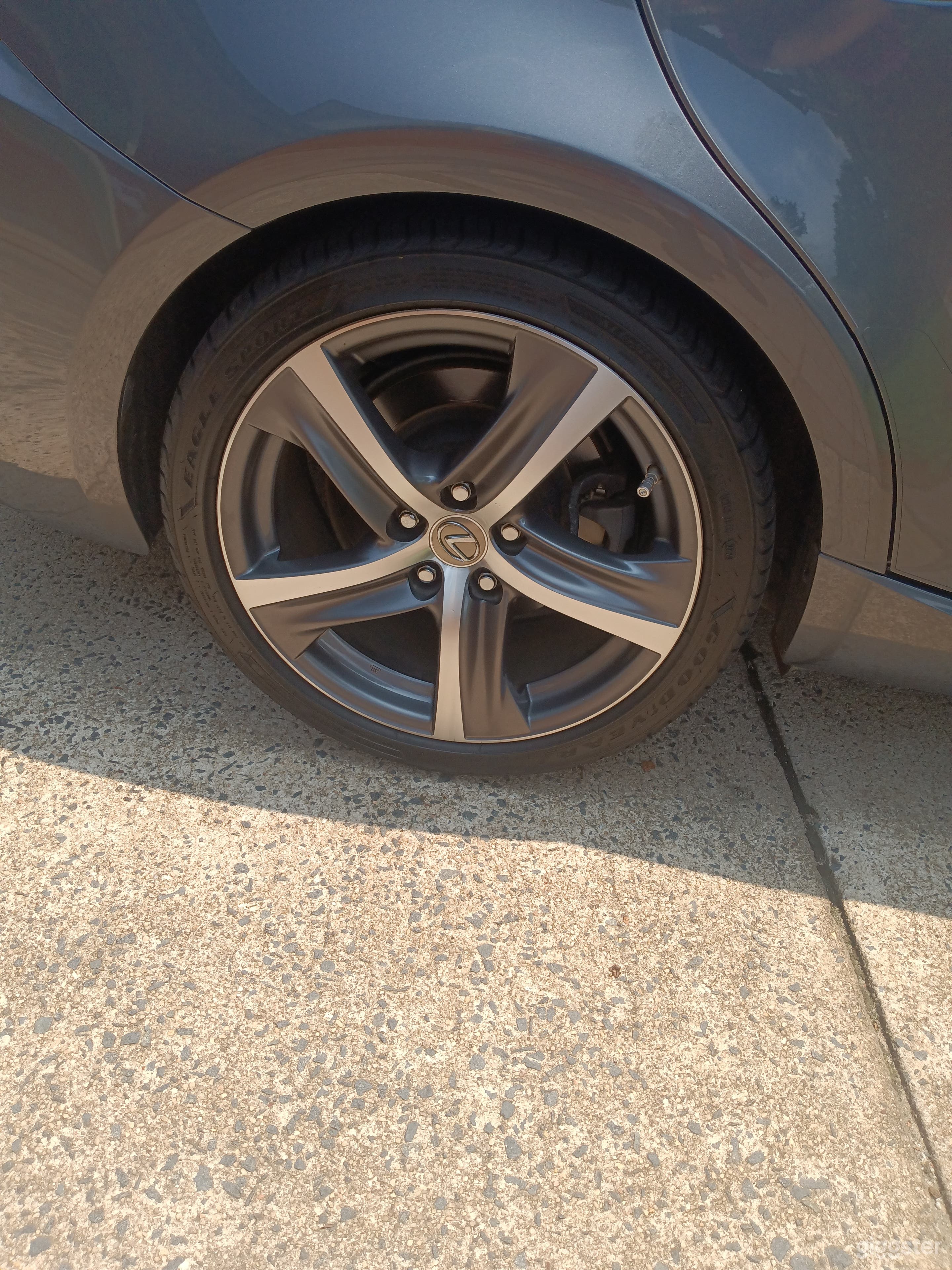 Back passenger tires