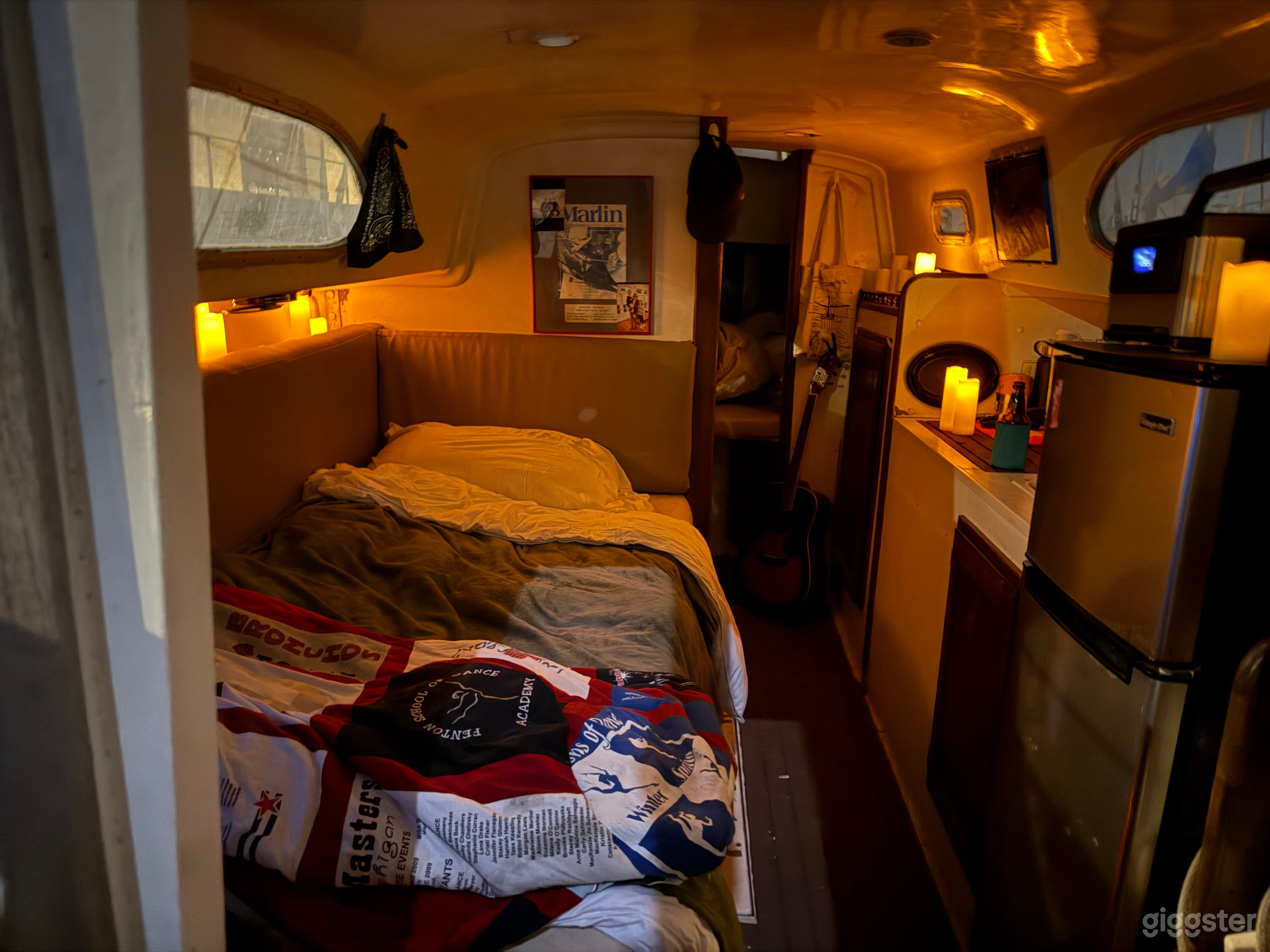 A Retro-Chic 1960’s Sailing Experience Photo 1