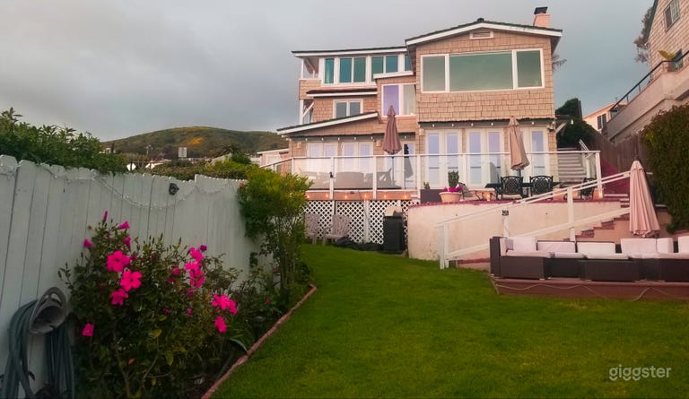  Superbe maison de plage sur 3 niveaux avec vue sur l'océan sur le sable 