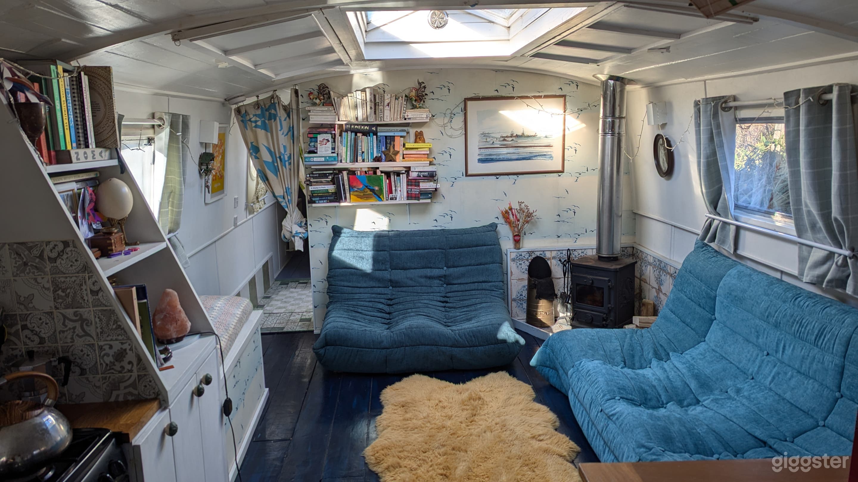Bohemian Houseboat Photo 1