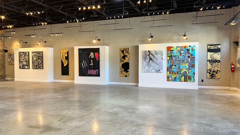  Upscale Fine Art Gallery 