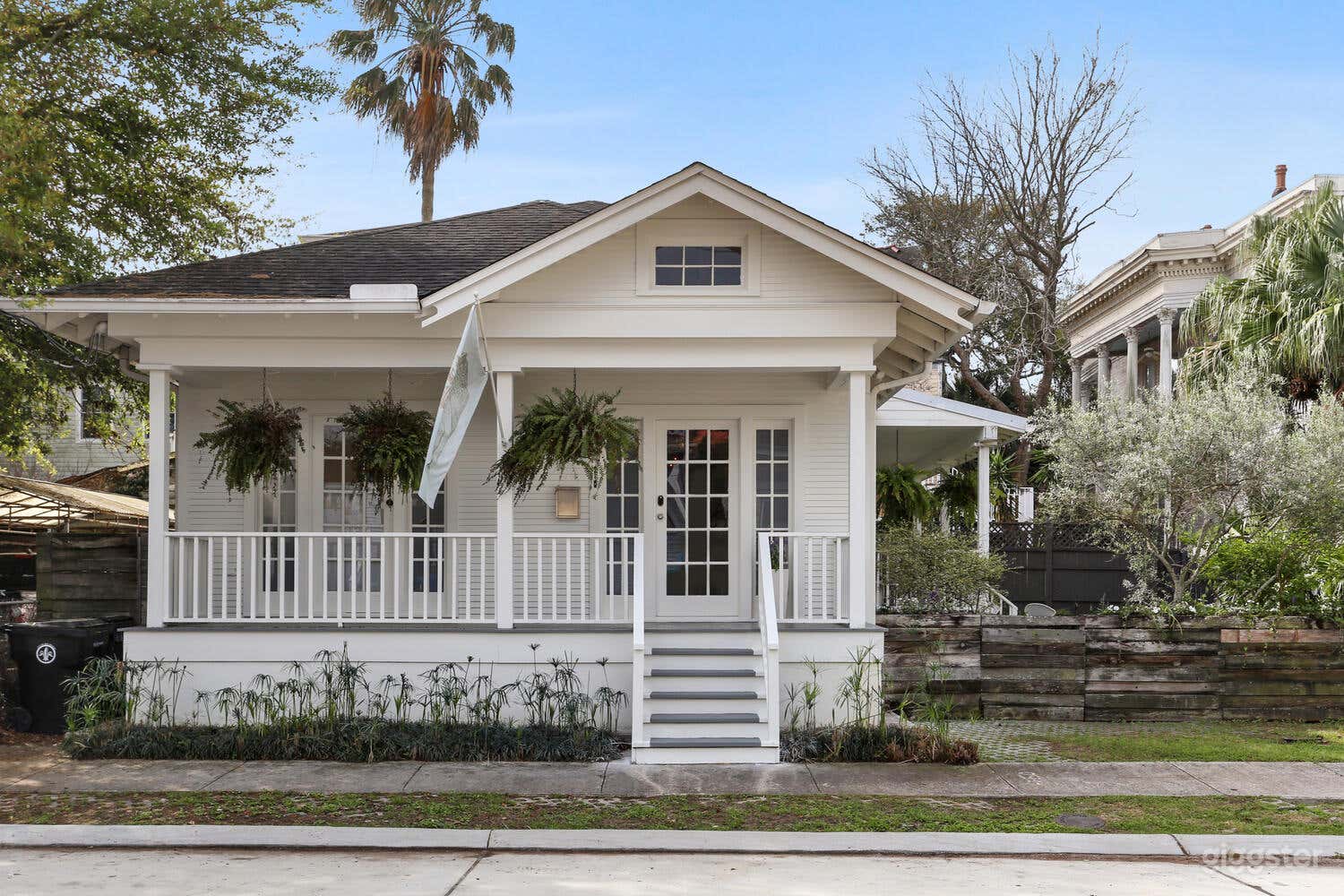 Industrial Creole Cottage Photo 2