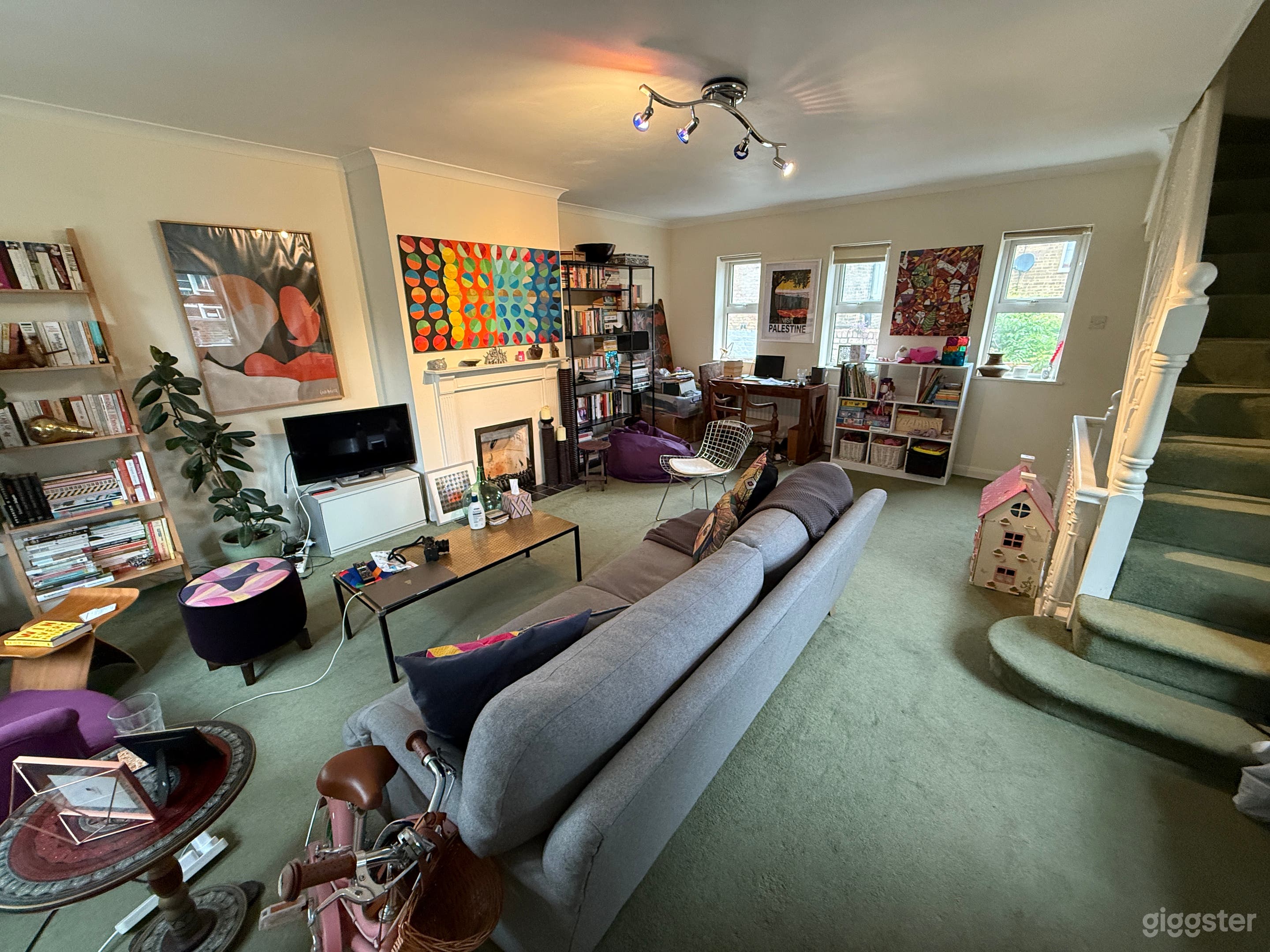 Unmodernized Townhouse Photo 3