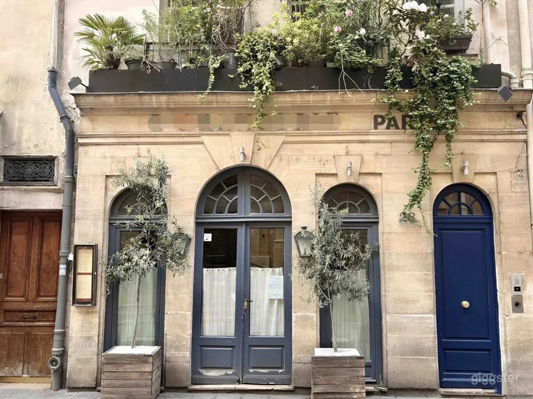  Elegantes französisches Restaurant mit klassischem Ambiente 