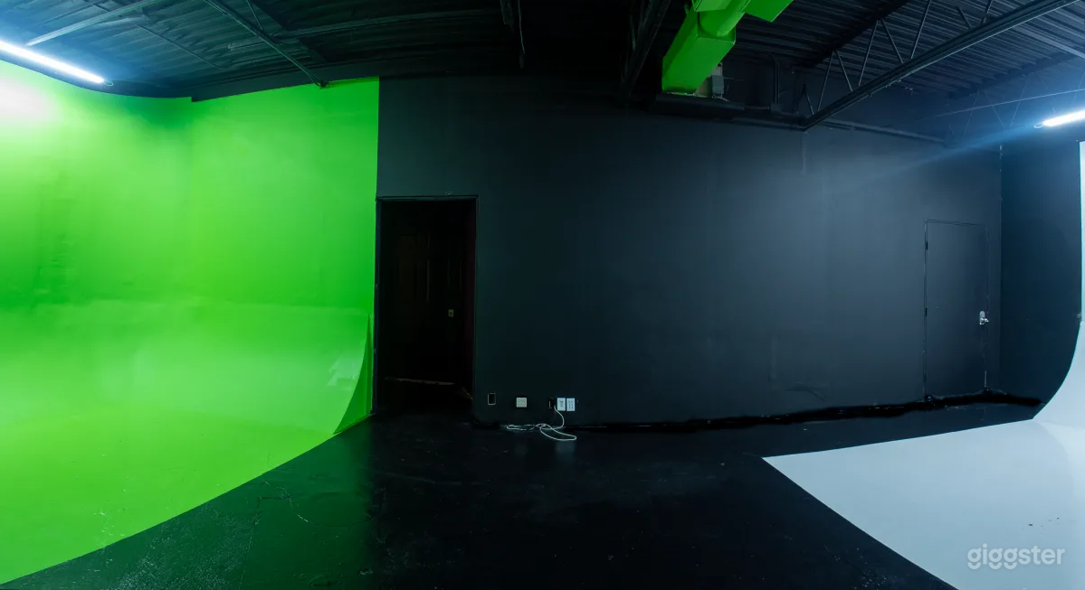 Creative Photo &amp; Video Studio Photo 4