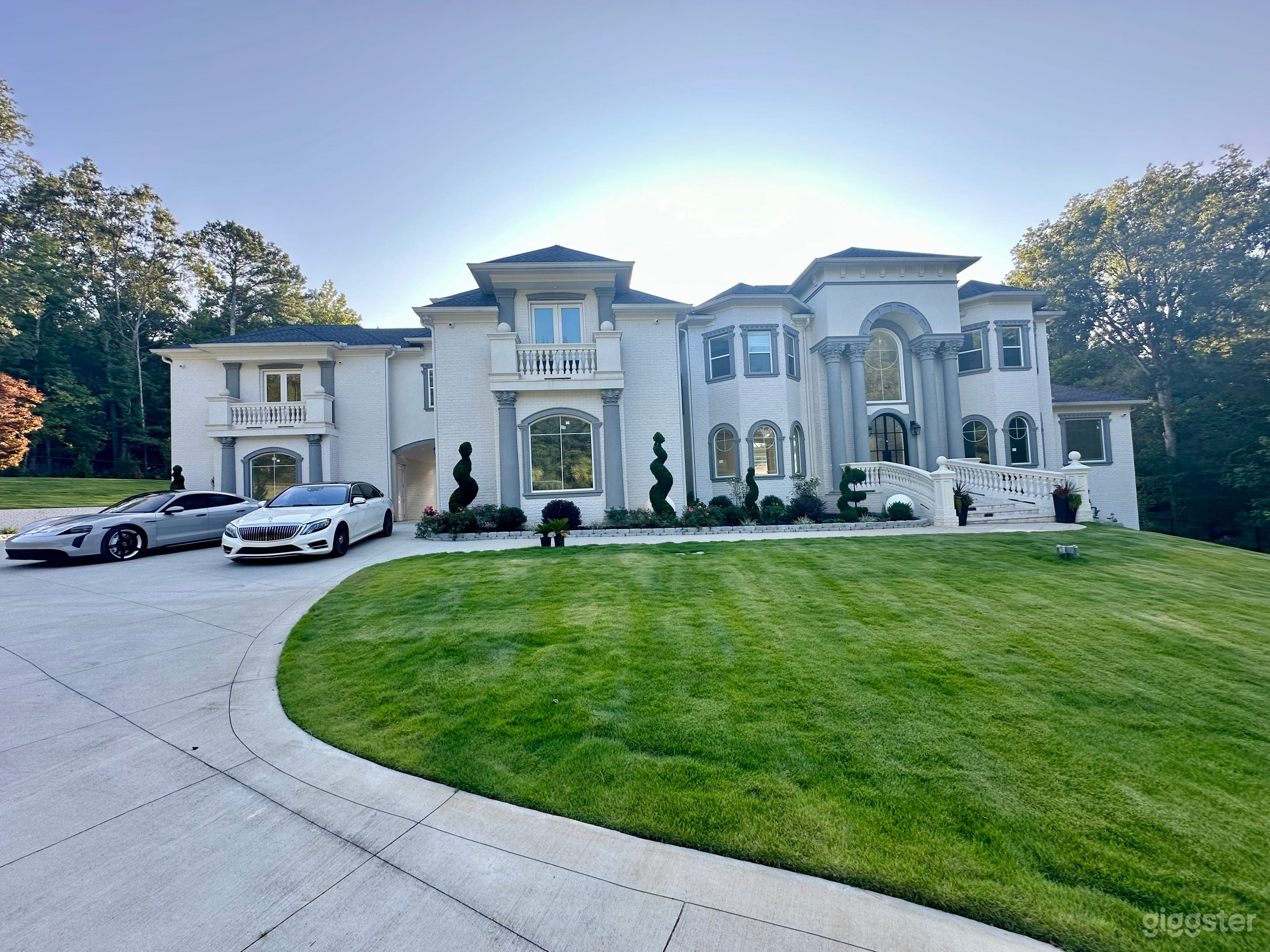 Atlanta Contemporary Modern Mansion Photo 1