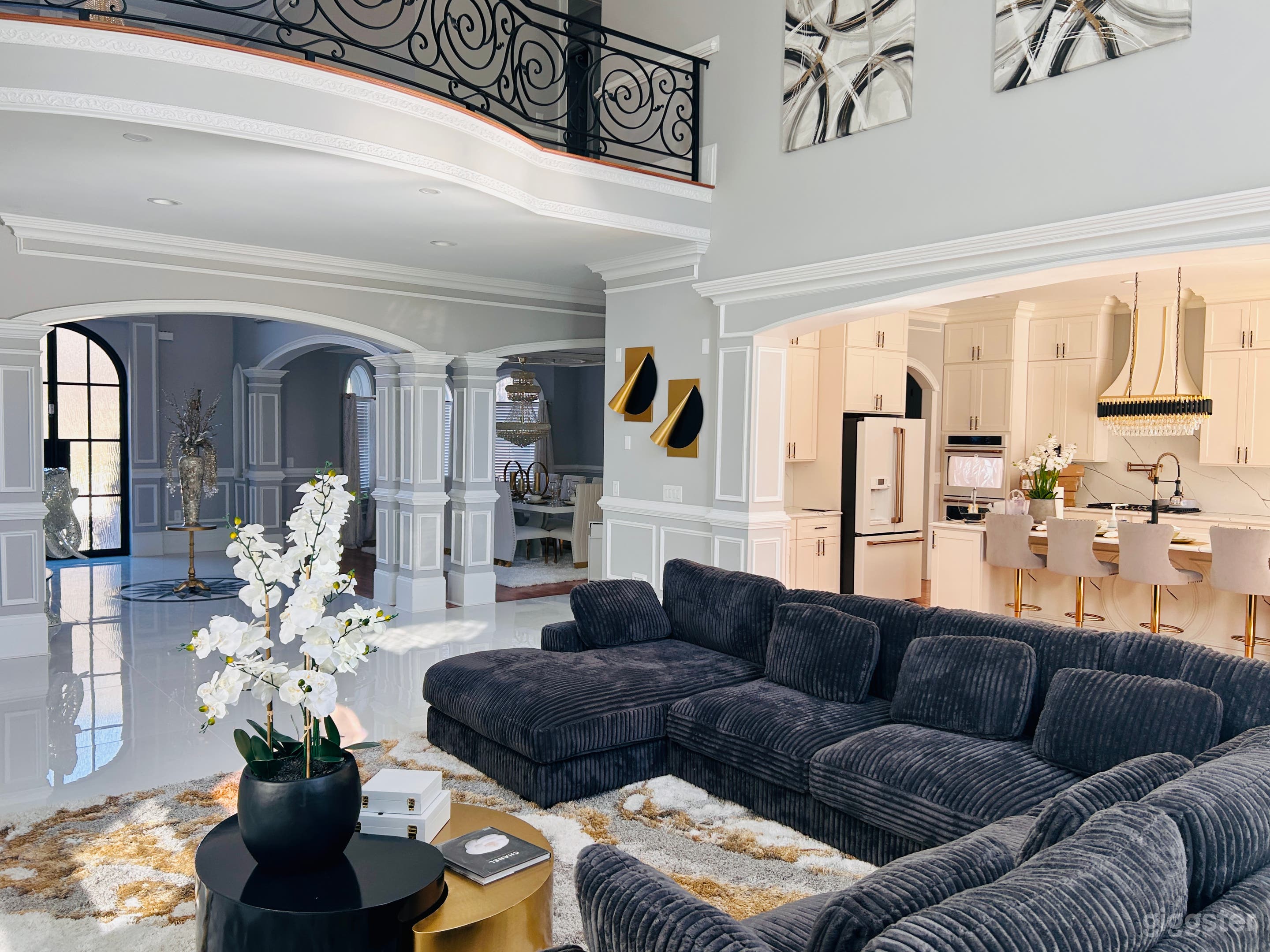 Atlanta Contemporary Modern Mansion Photo 3