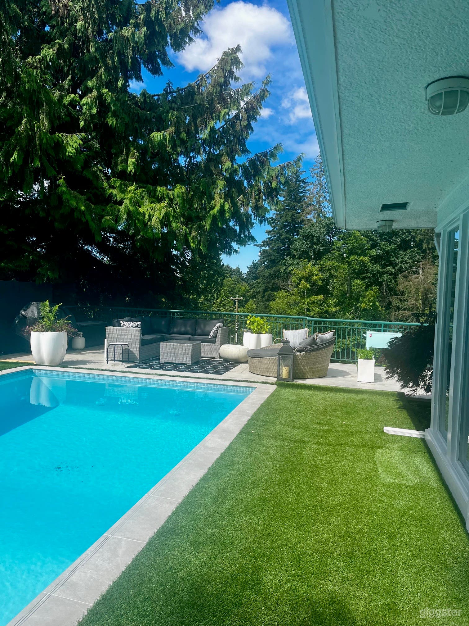 south west view of pool and deck.