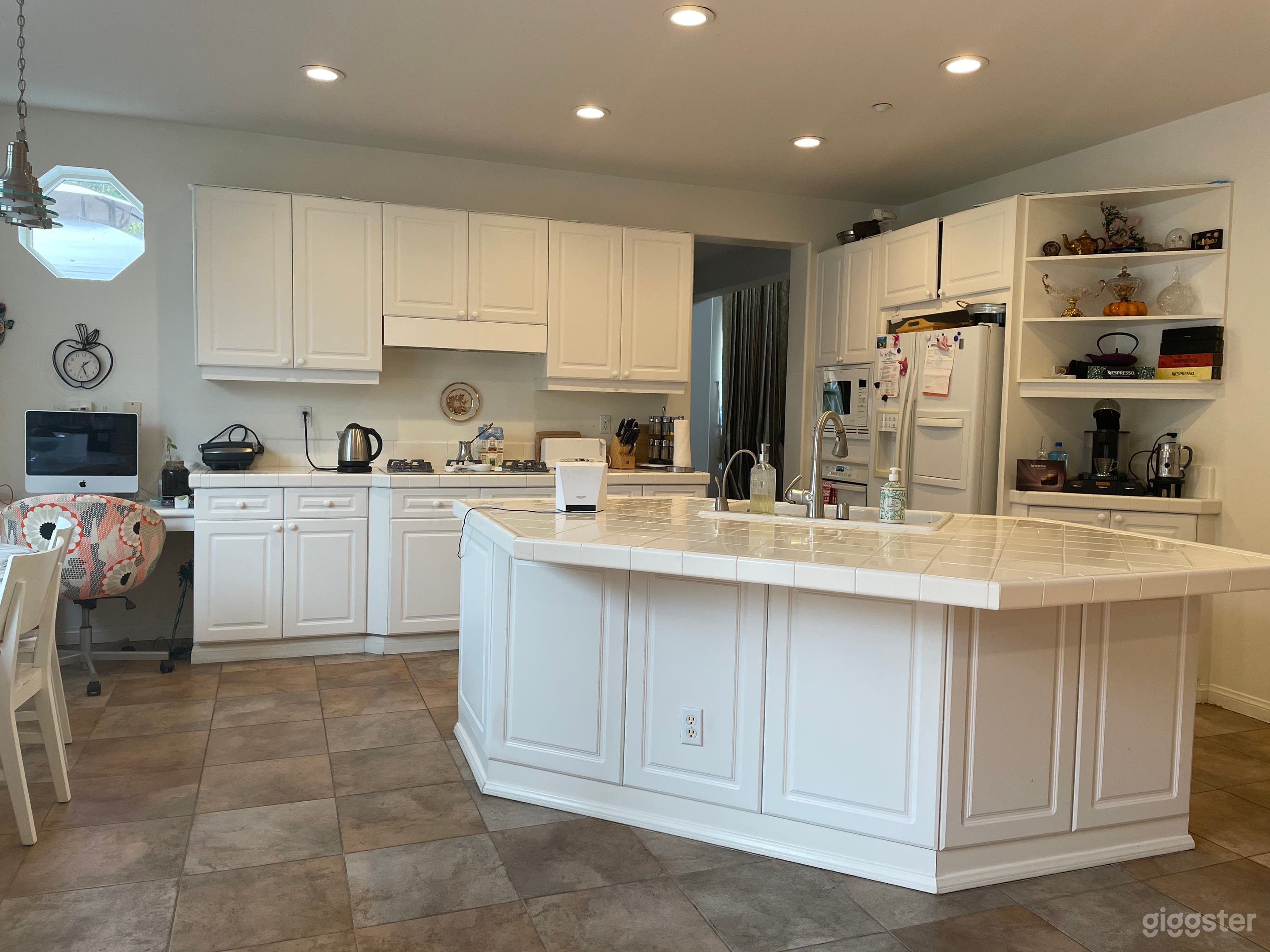 White Open Floor Kitchen 