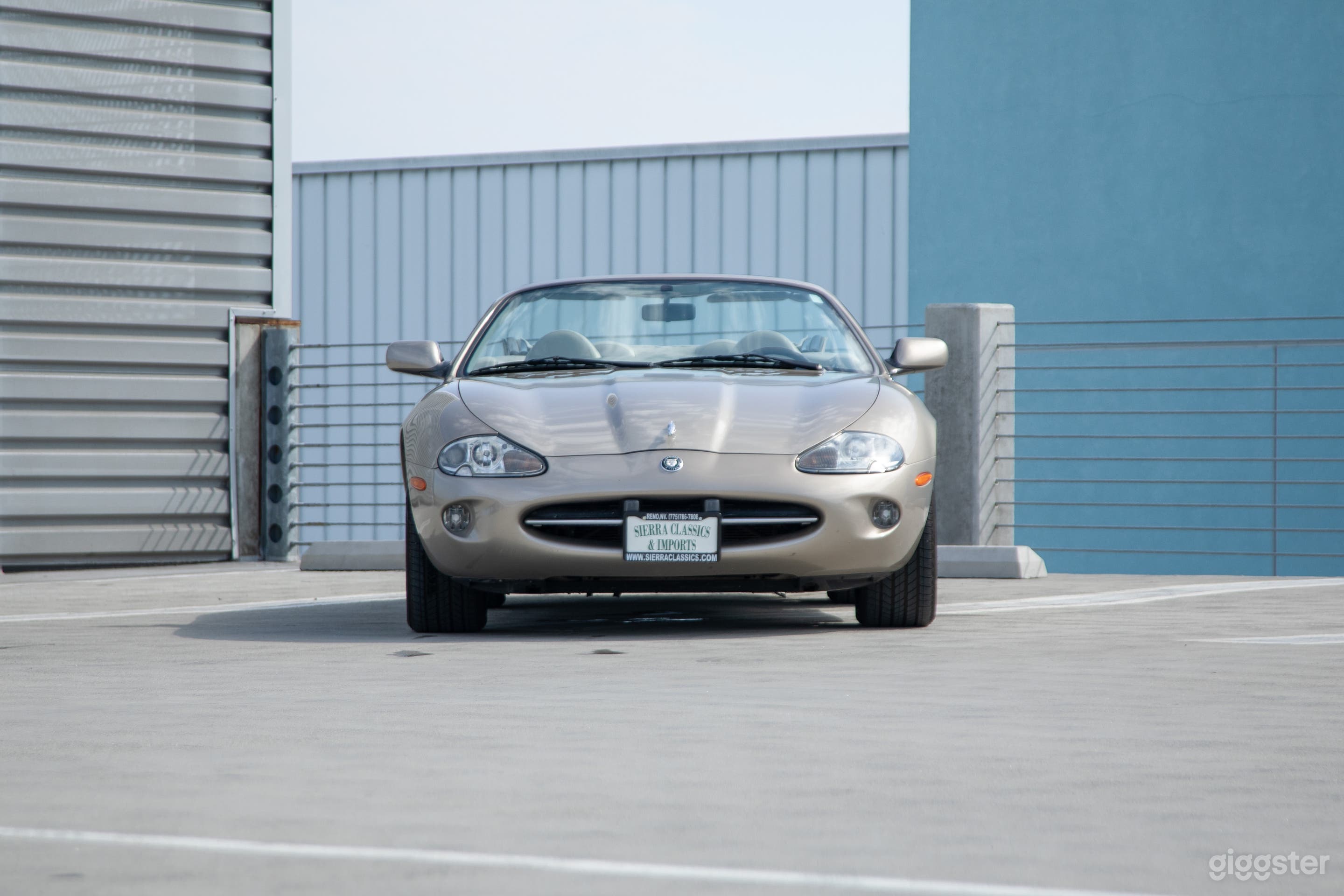 Beautiful Modern Classic Jaguar Convertible  Photo 3