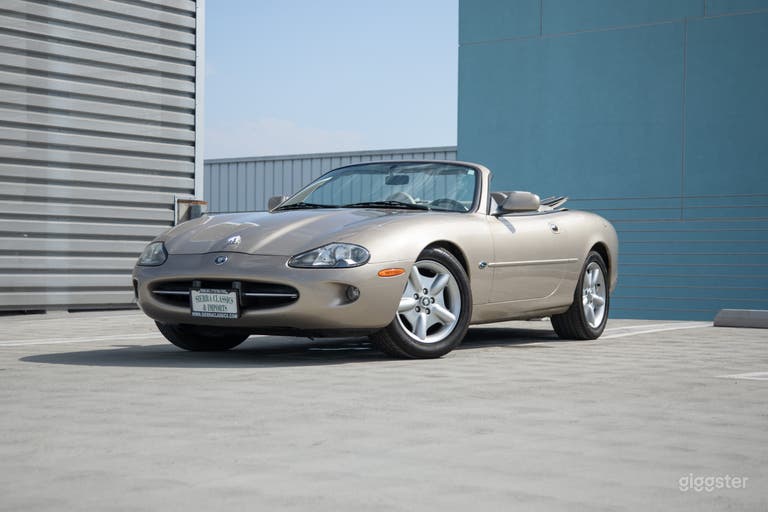  Beautiful Modern Classic Jaguar Convertible  