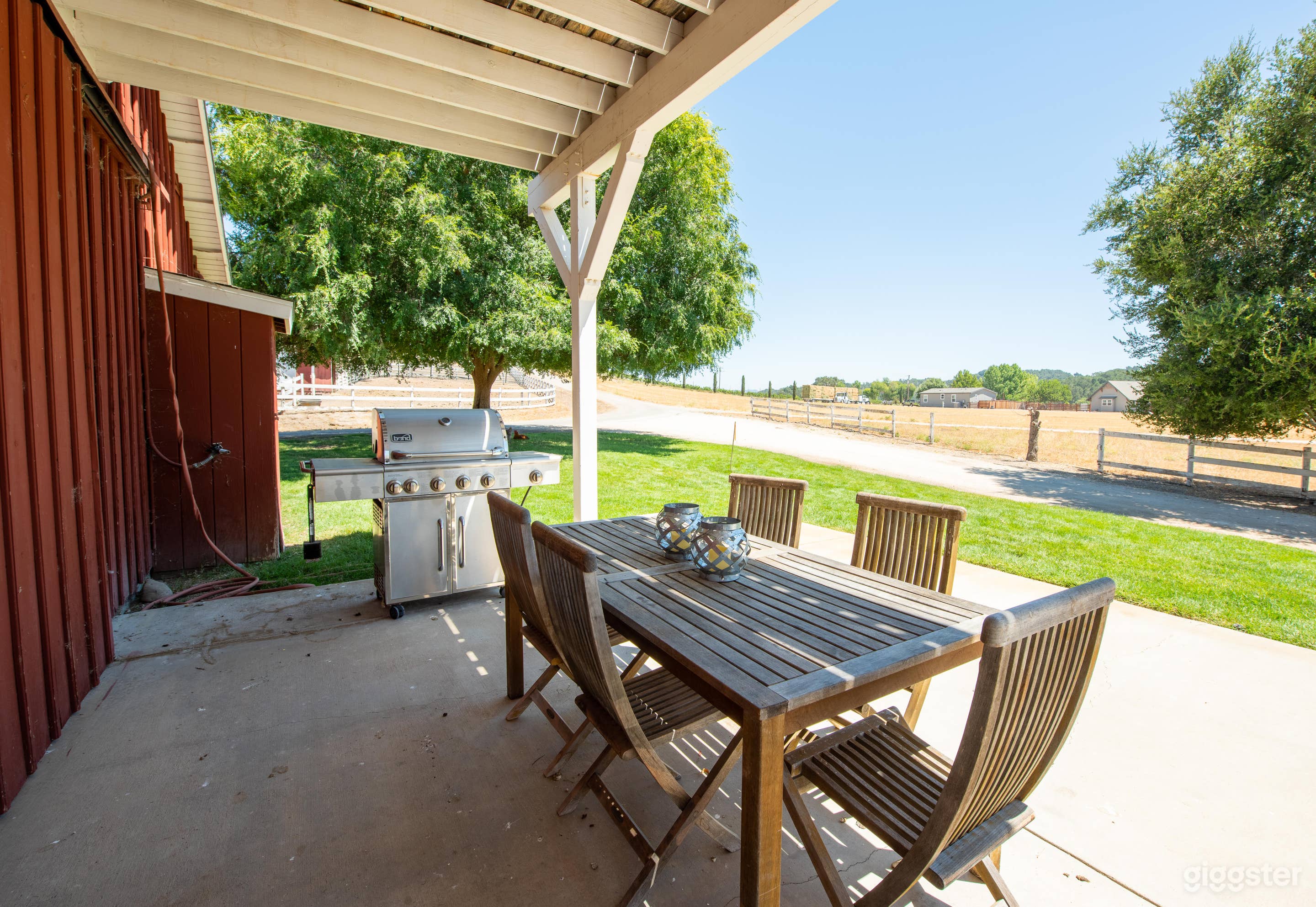 Red Barn Loft Photo 4