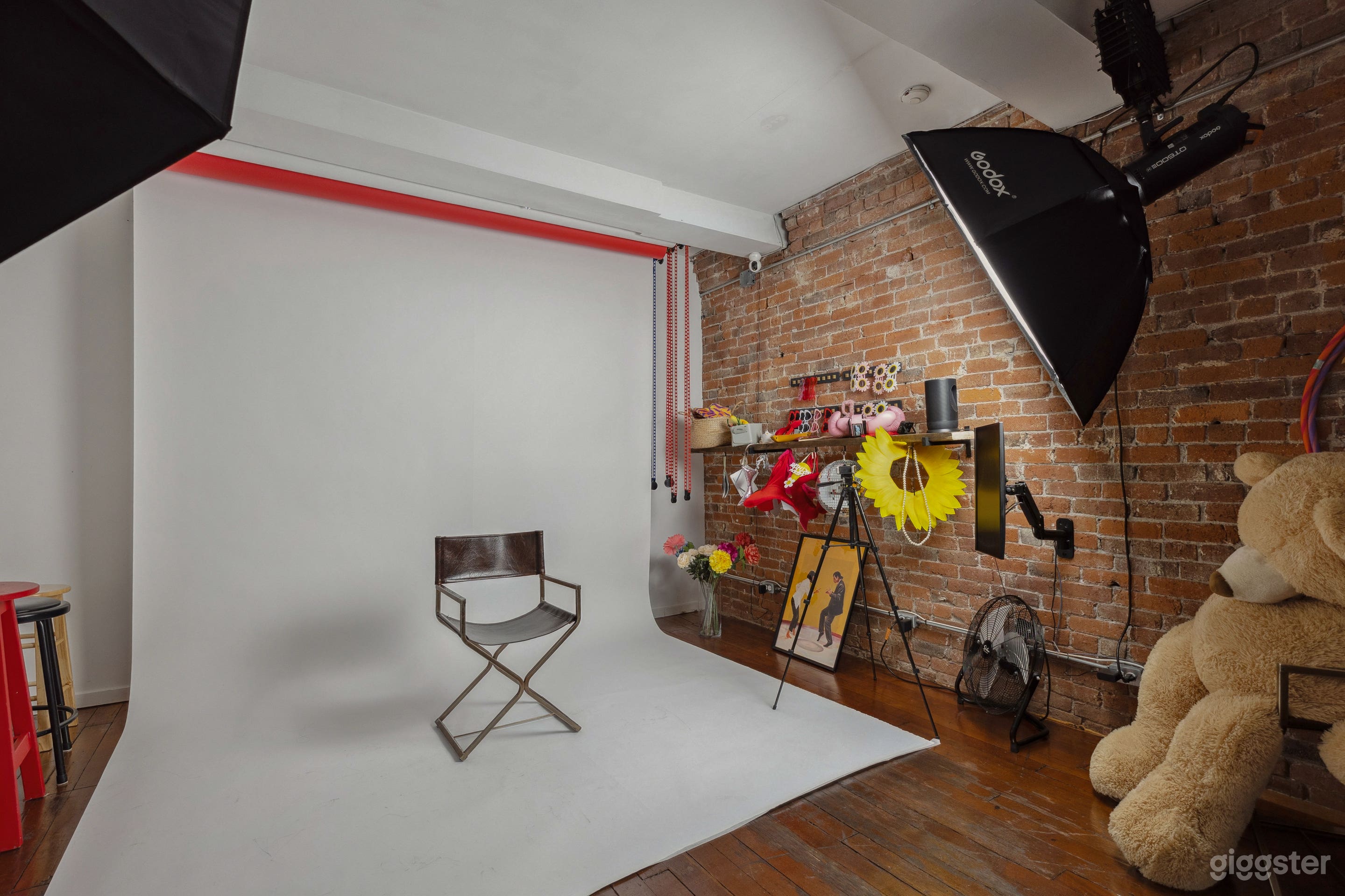 Photo Studio  Photo 1