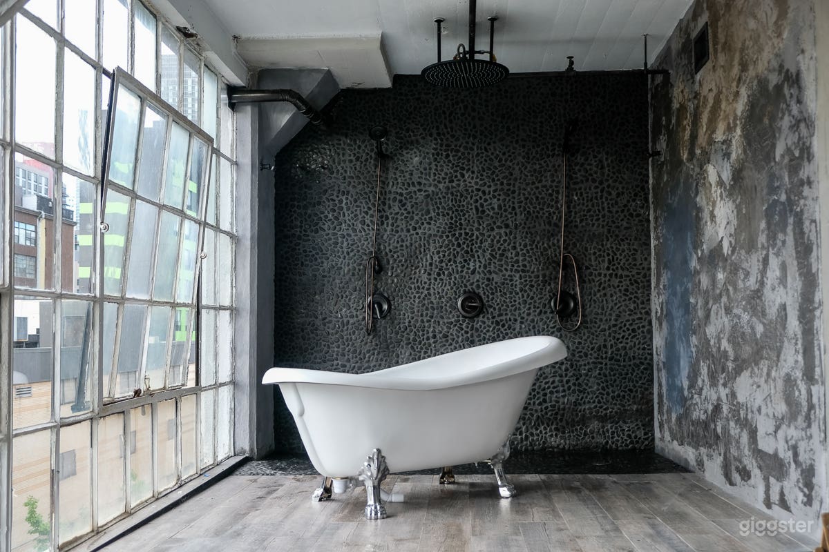 Colorful Studio with Moroccan tiles Photo 4