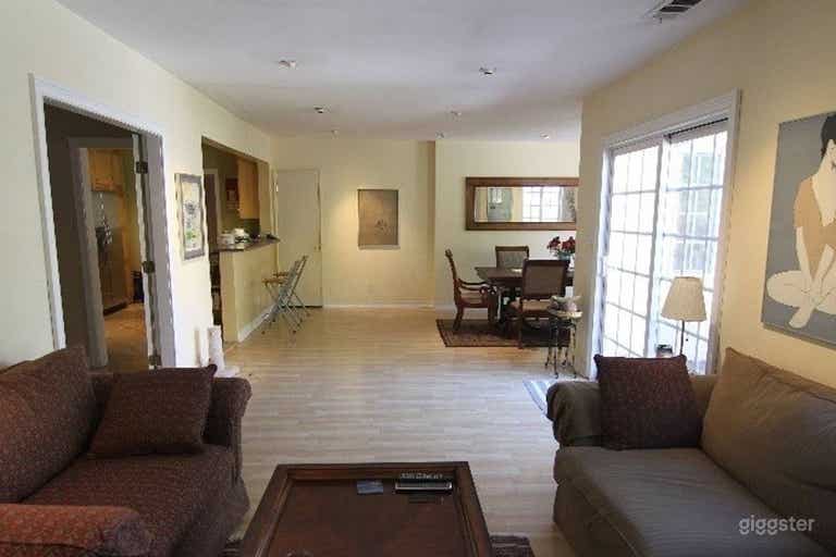  Living room, lounge, TV room, den,  