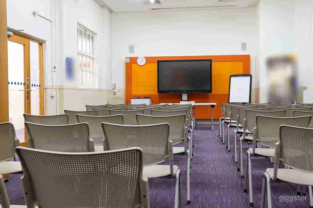 Bright, Airy Conference Room - Westminster  Photo 2