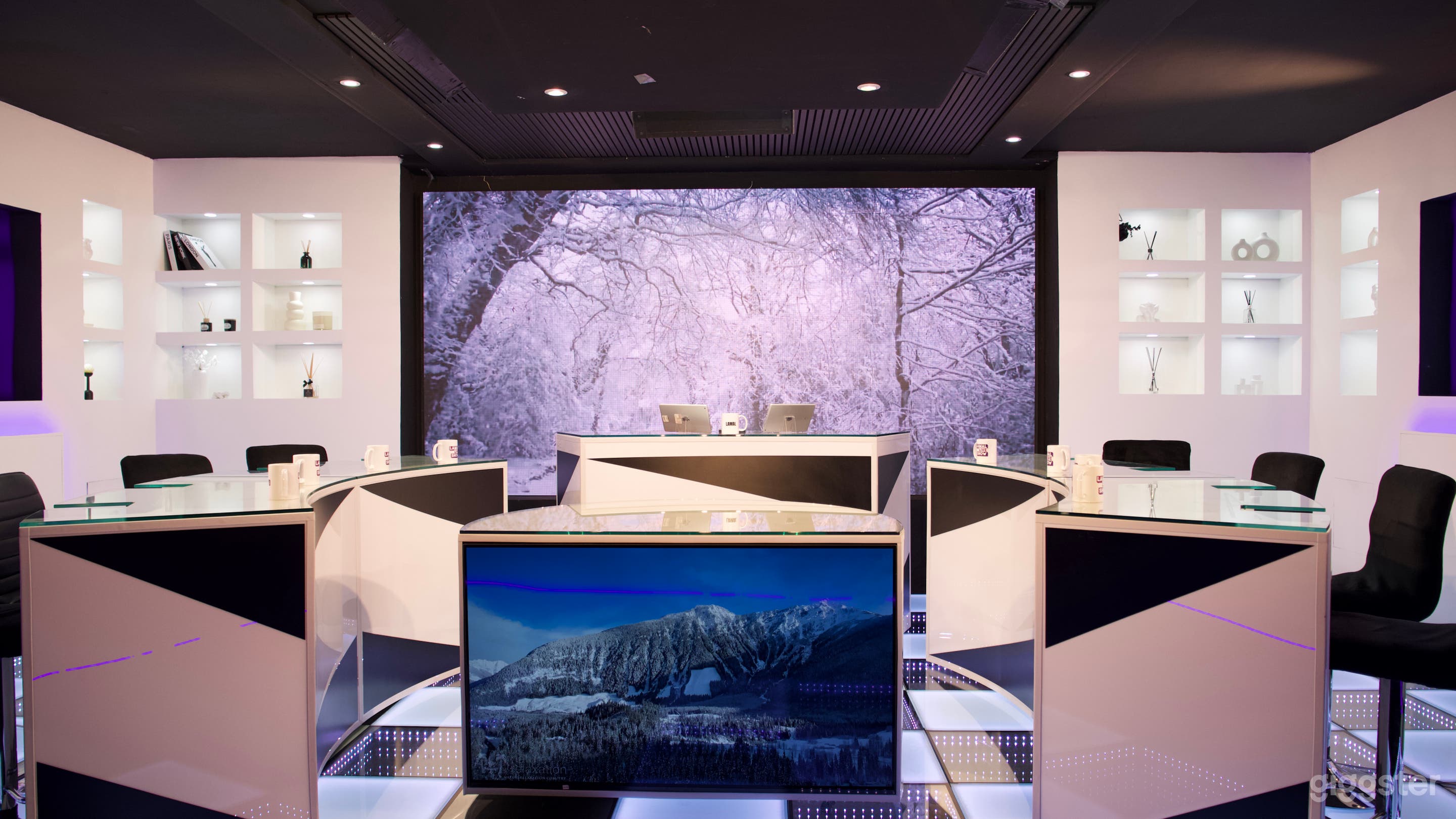 Photo de Louez votre plateau TV 1