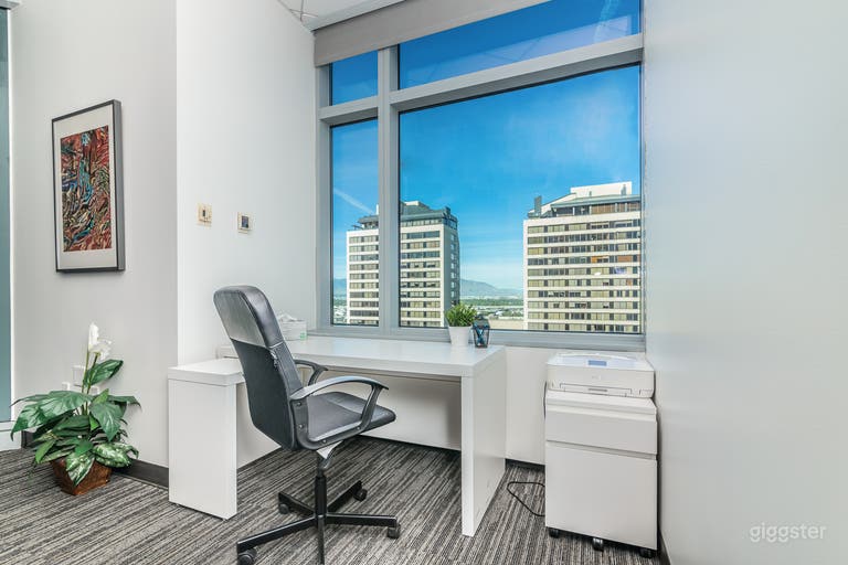  Meeting Spaces with Downtown Skyline 